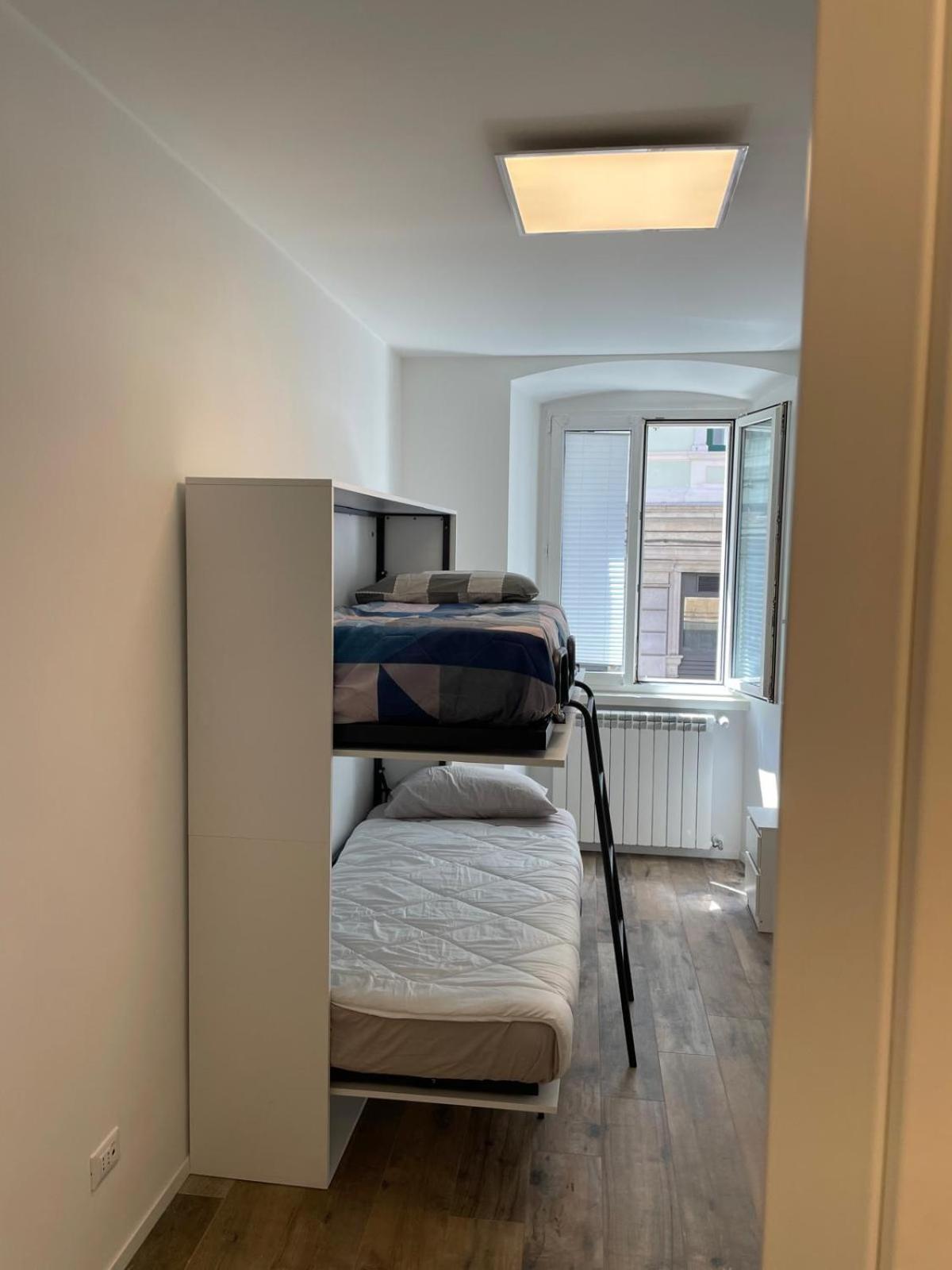Casa Vacanze Ginevra 1 Terst Exteriér fotografie